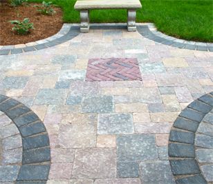 Courtyard Stone & Landscape Paver Walkways